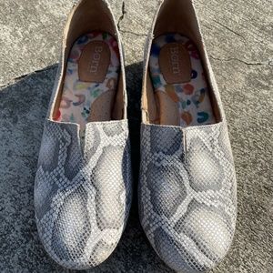 Born Women's Black White Snake Print Ballet Flat Sebra Loafer D74601 Sz 9 M